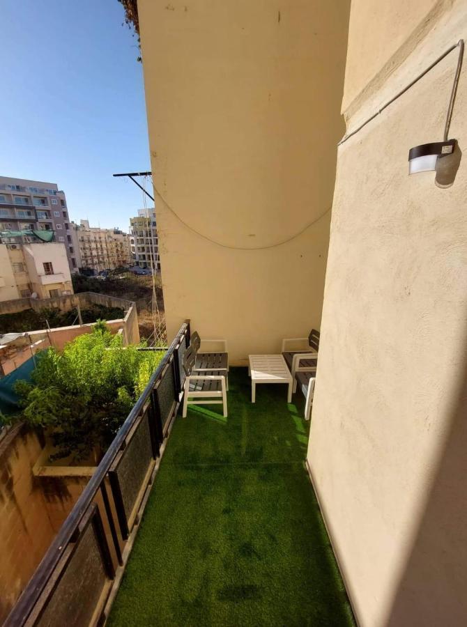 Sky Apartment 1 St. Paul's Bay Ngoại thất bức ảnh